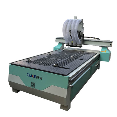 多工序雕刻机带夹具