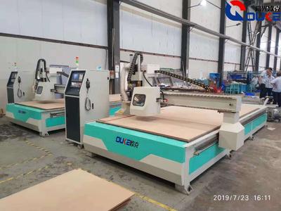 木工加工中心大幅開料機(jī)CNC